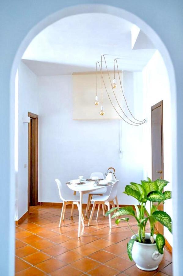 Posillipo Appartement *